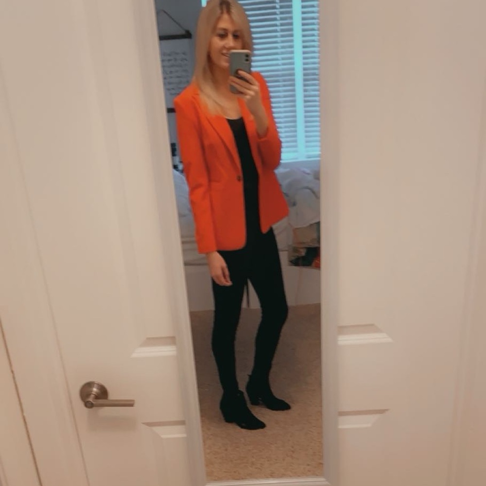 Nine West size 8 red blazer